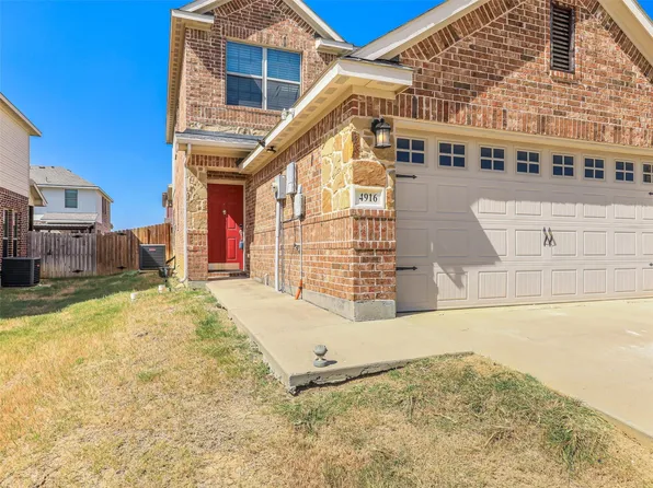 4916 Villas Dr #4916, Sanger, TX 76266