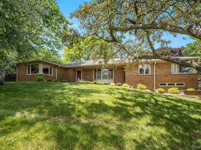 6400 N Rochester Rd, Rochester Hills, MI, 48306