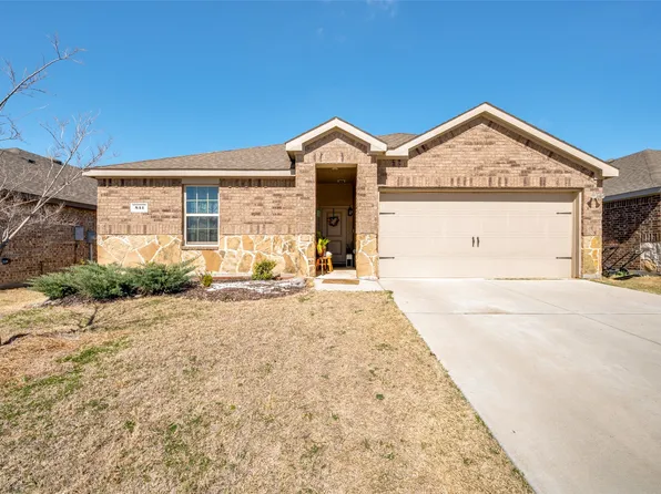841 Glover Dr, Aubrey, TX 76227