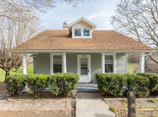 45 Woodlee Rd, Staunton, VA 24401