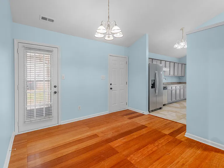 9220 Kimmel Ln — Photo 10