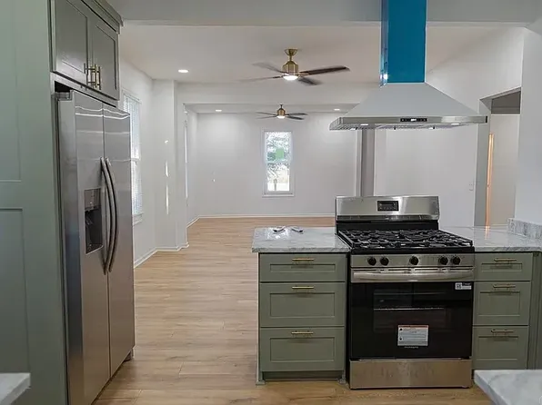 817 Maple St, N Little Rock, AR 72114