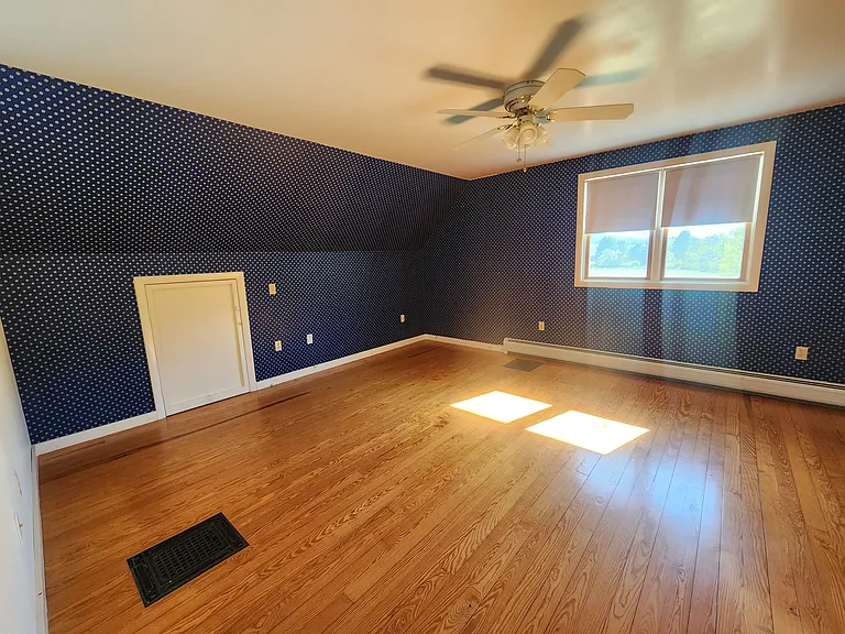 109 N Hollow Rd — Photo 29