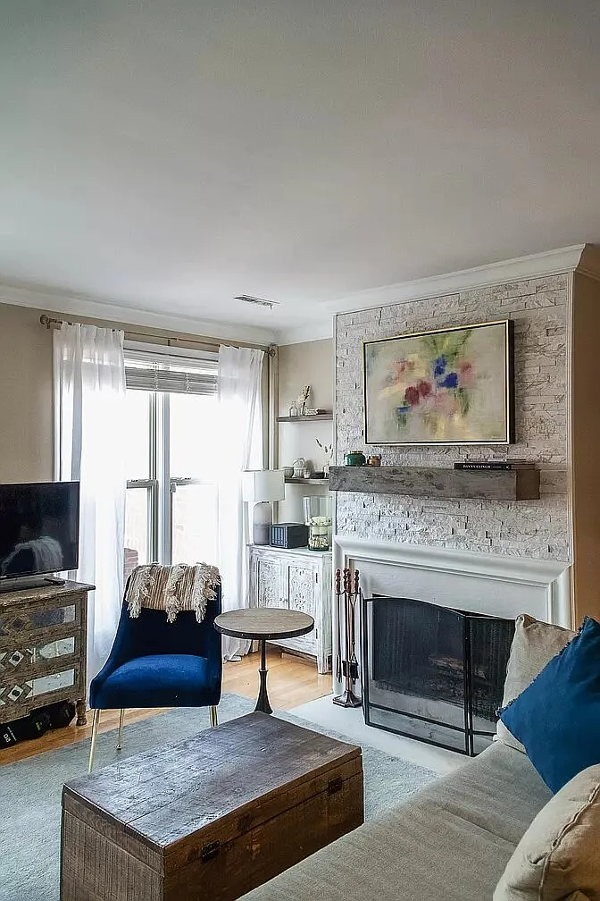 2 bed, 2.5 bath, 1410 sqft, $4,300 — Photo 1