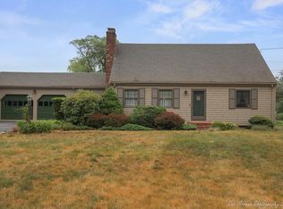 366 Linebrook Rd, Ipswich, MA 01938