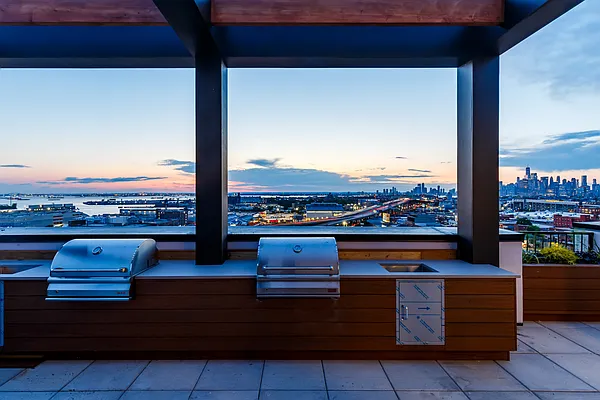 Rented by Nooklyn NYC LLC | media 66