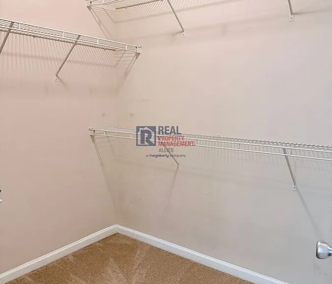 1055 Park Row N — Photo 15