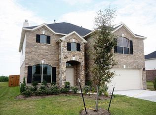 8210 Silent Deep Dr, Rosenberg, TX 77469