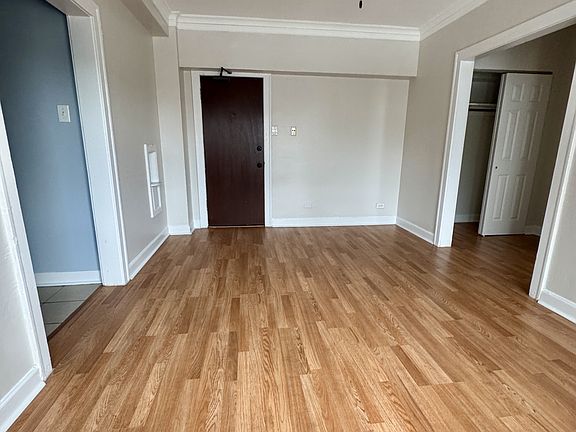 2nd image of 922 West St #Eastwood503