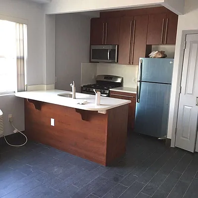 Rented by Citi Zone Realty | media 7