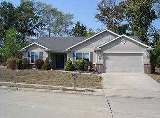 6425 Breezewood Dr, Columbia, MO 65202