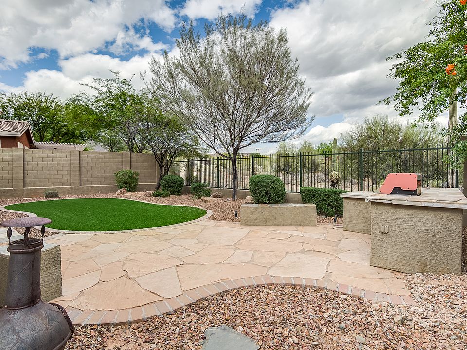 1st image of 41037 N Iron Horse Way