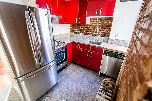 Rented by Nooklyn NYC LLC | media 19