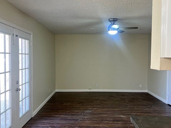4th image of 6913 & 6915 FOREST MEADOW ST