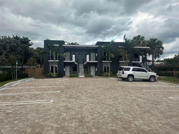 541 SW 2nd Ct #5