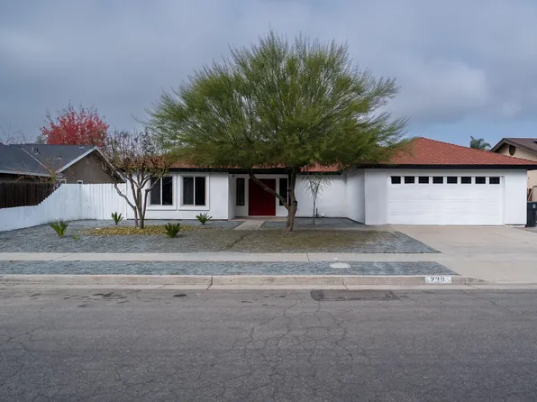 230 E Kennedy Avenue, Tulare, CA 93274