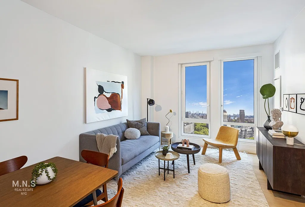 200 Montague Street — Photo 1