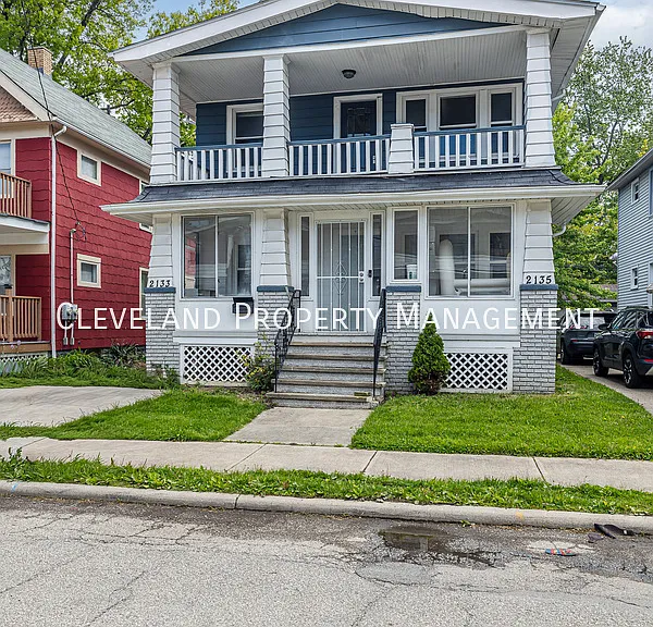 2135 W 105th St #B — Photo 1