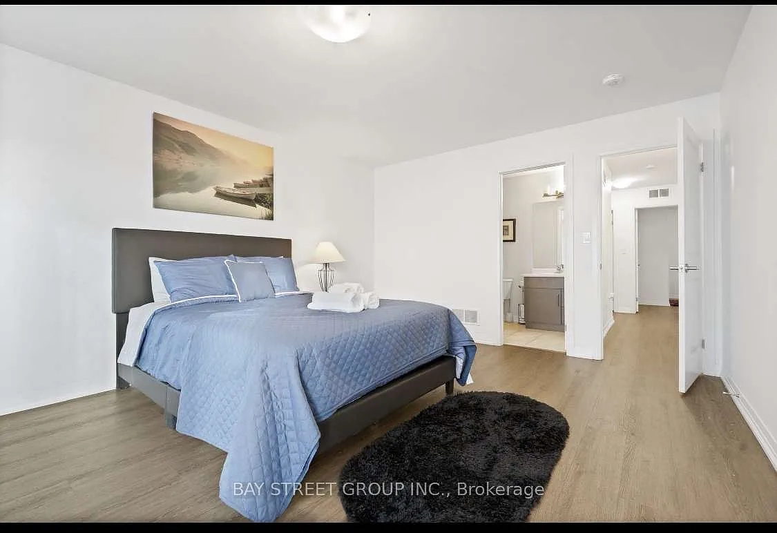 4 bed, $3,100 — Photo 4