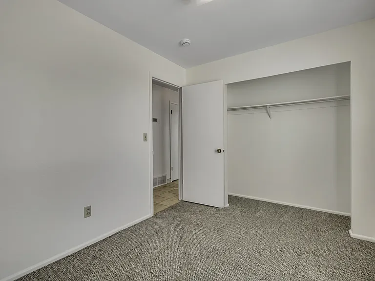 2066 W Quailstone Dr — Photo 18