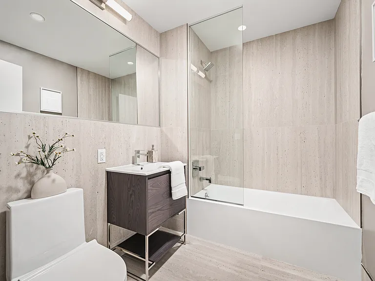 91 Bruckner Blvd #213 — Photo 22