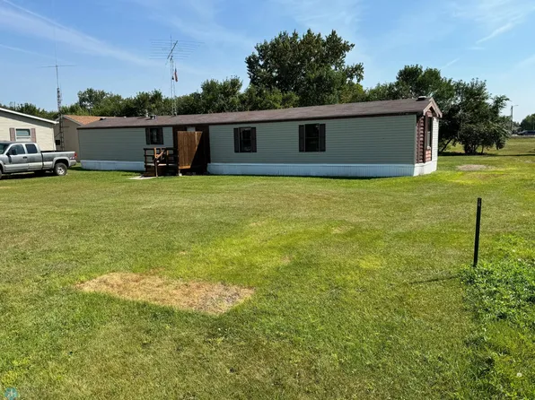 605 6 1/2 Ave, Milnor, ND 58060