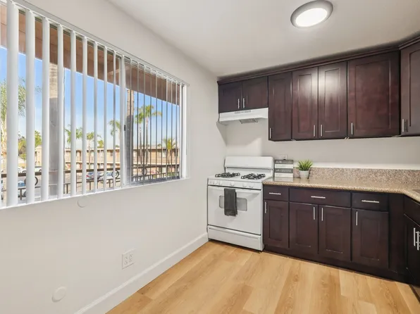 Bella Vista Apartments