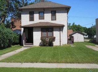 736 S 1st Ave, Sioux Falls, SD 57104