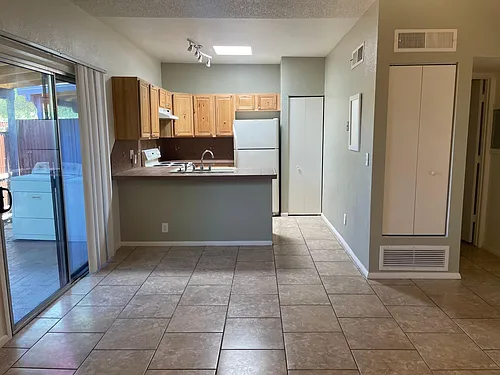 280 S Highland Ave #280 Photo 1