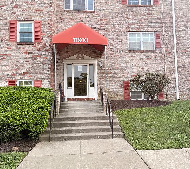 1st image of 11910 Tarragon Rd #D