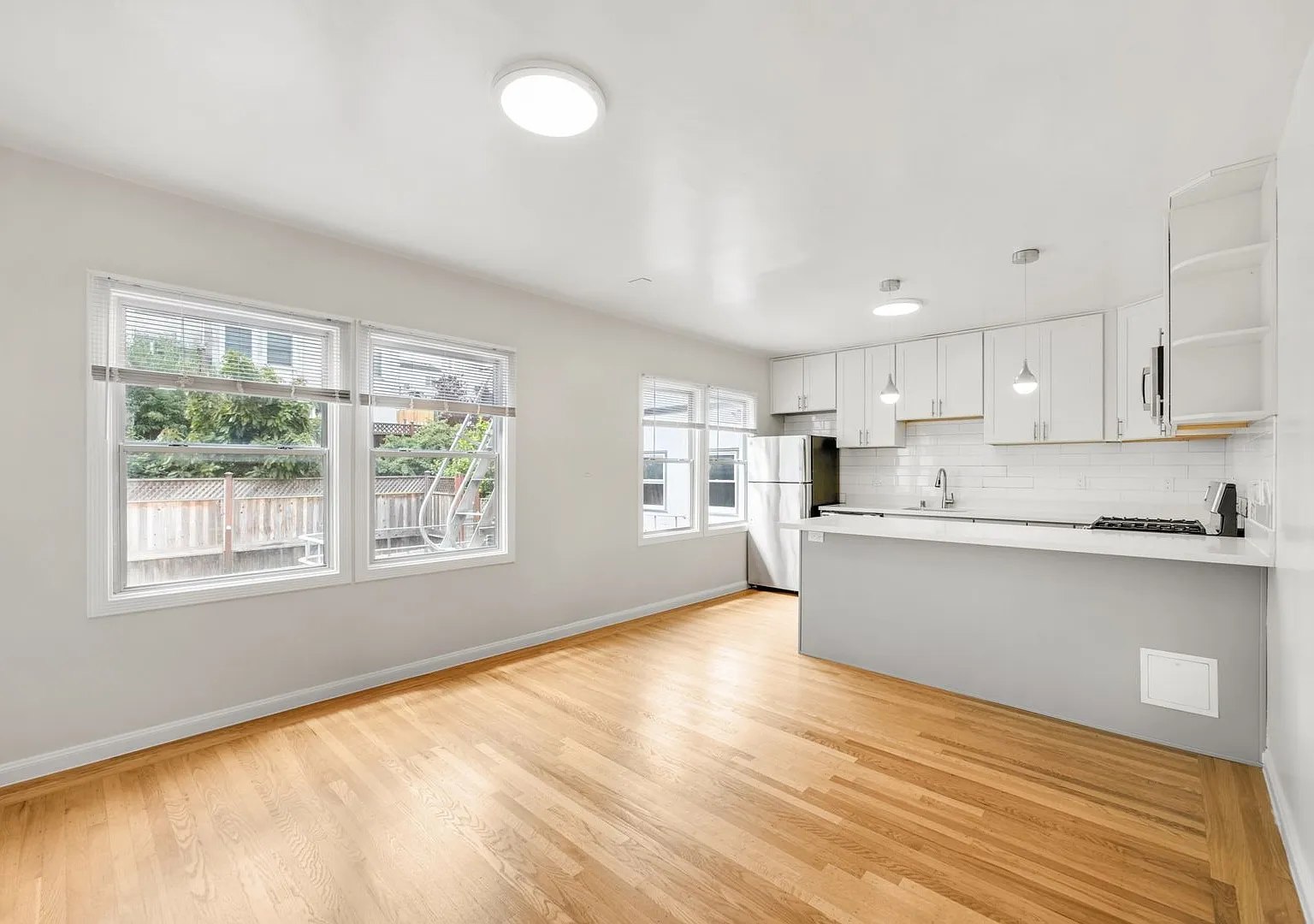 475 Chestnut Street (973r) — Photo 2