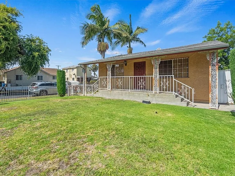 3825 Cimarron St — Photo 26