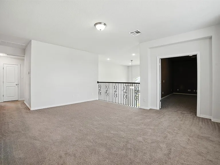 3054 Columbus Loop — Photo 25