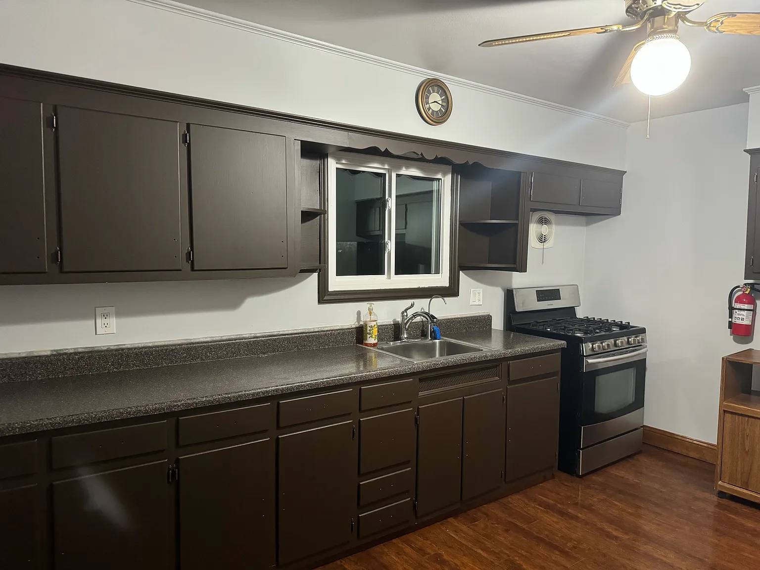 139 Hartmann Ave — Photo 4
