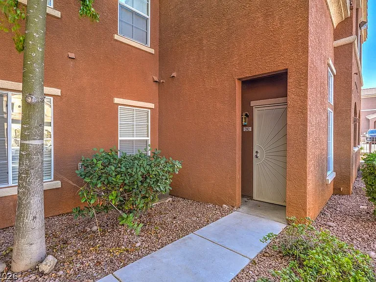 3920 Legend Hills St #202 — Photo 4