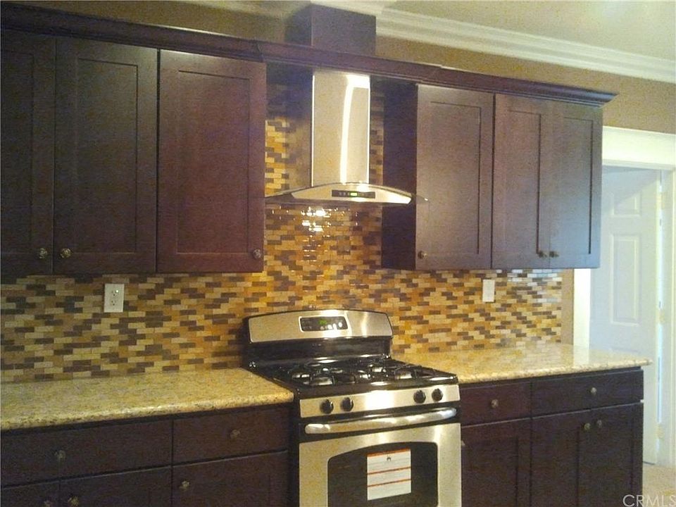 1st image of 1181 N Gordon St