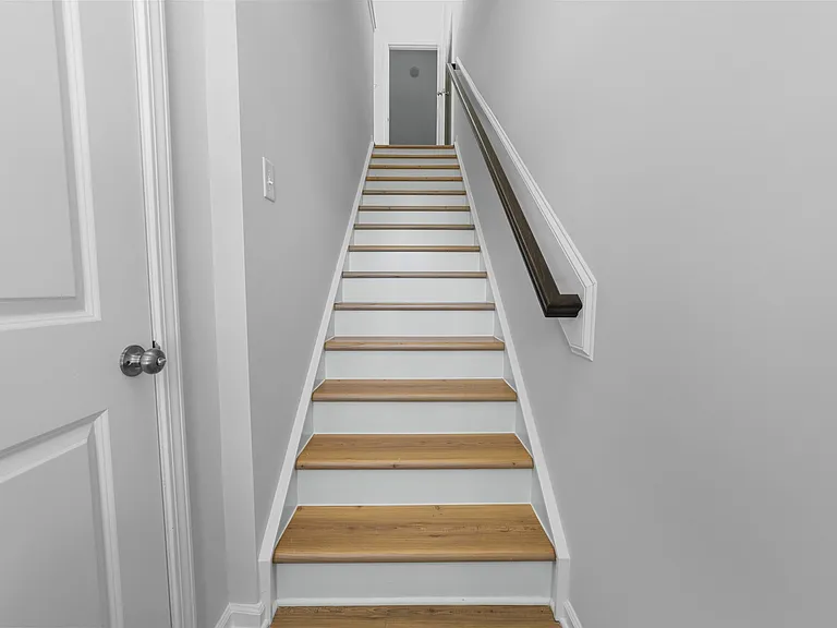 2318 Stevens Pass Sta — Photo 3