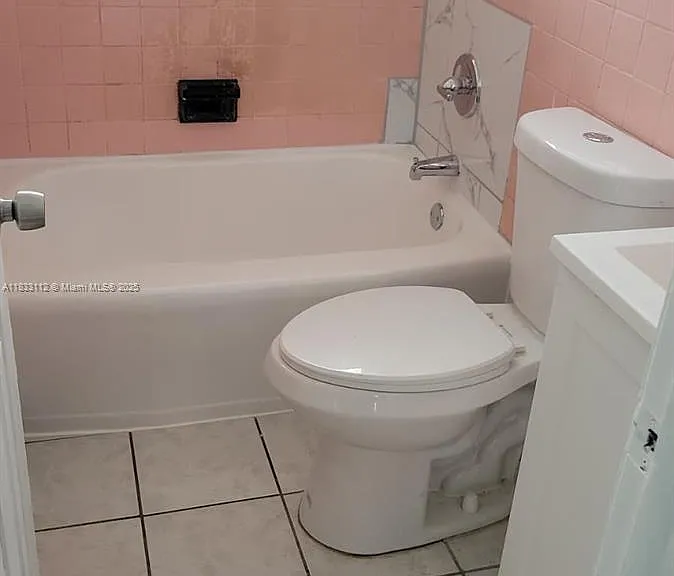 1406 NW 2nd Ave #2 — Photo 9