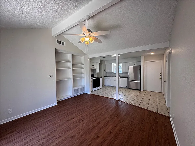 5916A Cherry Loop — Photo 2