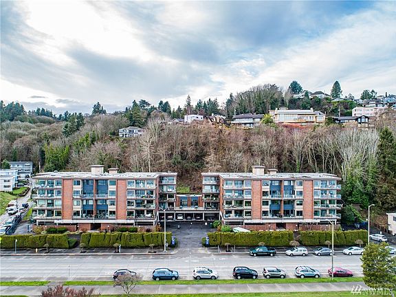 2nd image of 1727 Harbor Ave SW Unit N205