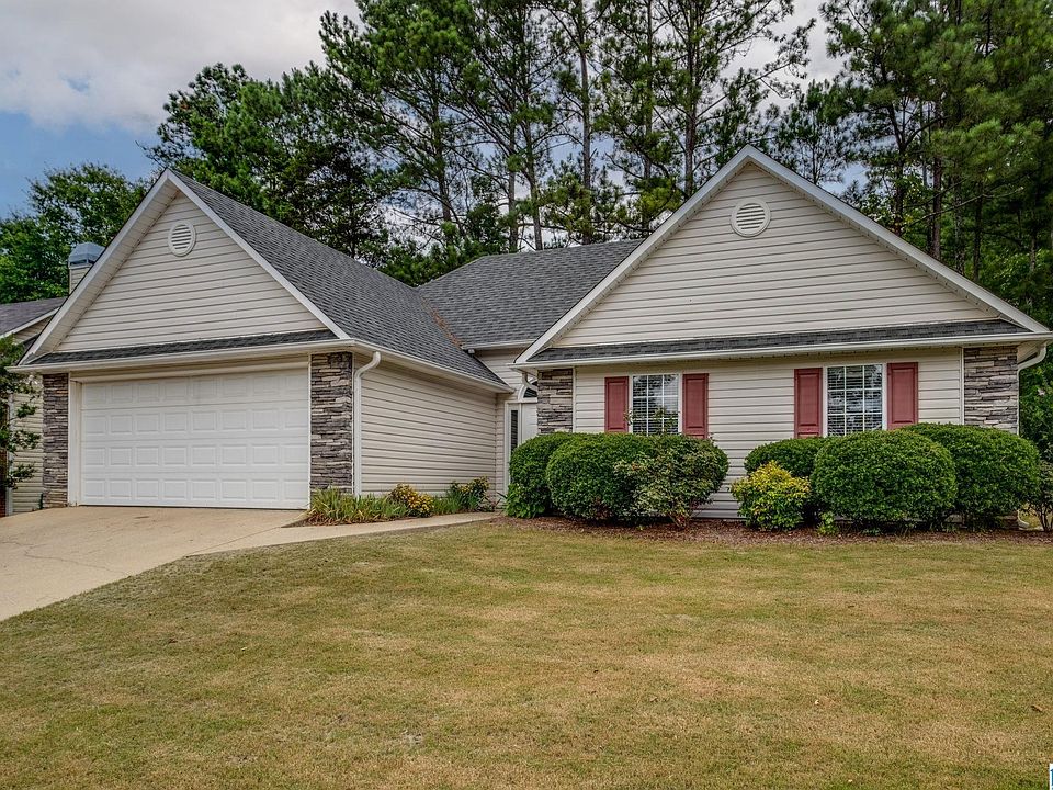 1st image of 133 Magnolia Cir