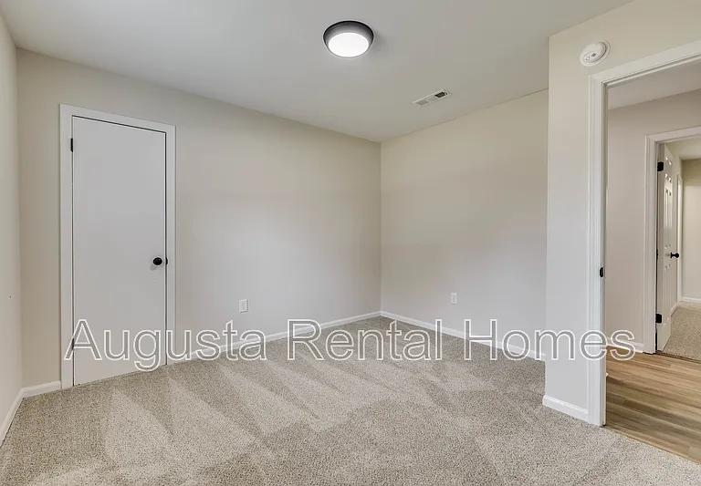 3413 Charing Cross Ct — Photo 31