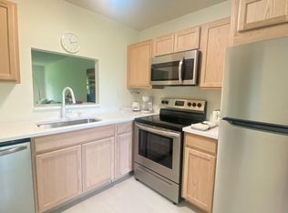 2516 Riverside Dr #2516, Pompano Beach, FL 33065