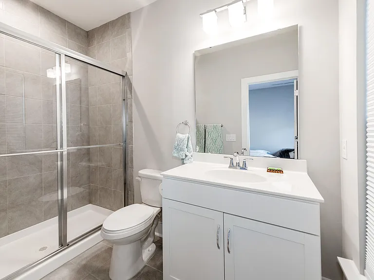 16031 Roscoe Ln — Photo 27