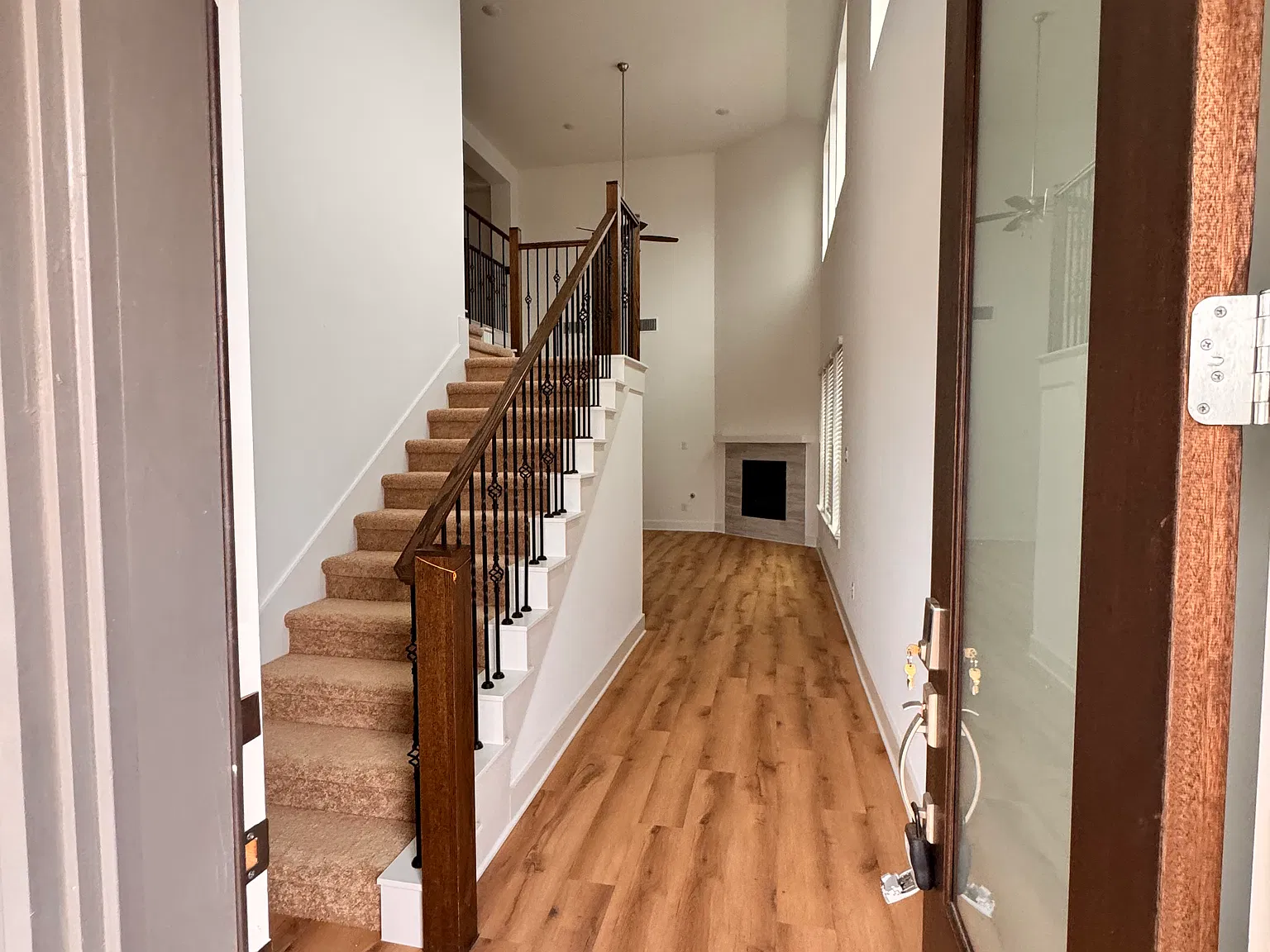 4 bed, 2441 sqft, $2,995 — Photo 2