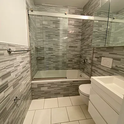 Rented by Nest Seekers International | media 13