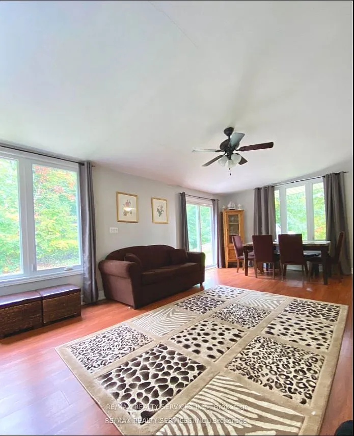 3 bed, $2,500 — Photo 3