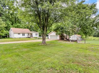 4825 Walz Rd, Jackson, MI 49201