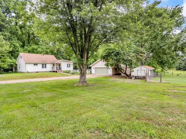 4825 Walz Rd, Jackson, MI 49201