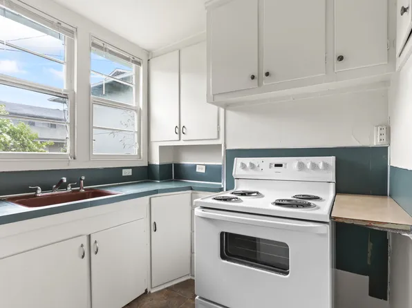 Markwell/Annex Apartments, 5723 NE Skidmore St #4320, Portland, OR 97218